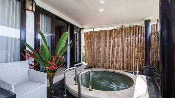 Βίλα, 1 Υπνοδωμάτιο (Jacuzzi) | Κλινοσκεπάσματα υψηλής ποιότητας, μίνι μπαρ, χρηματοκιβώτιο στο δωμάτιο