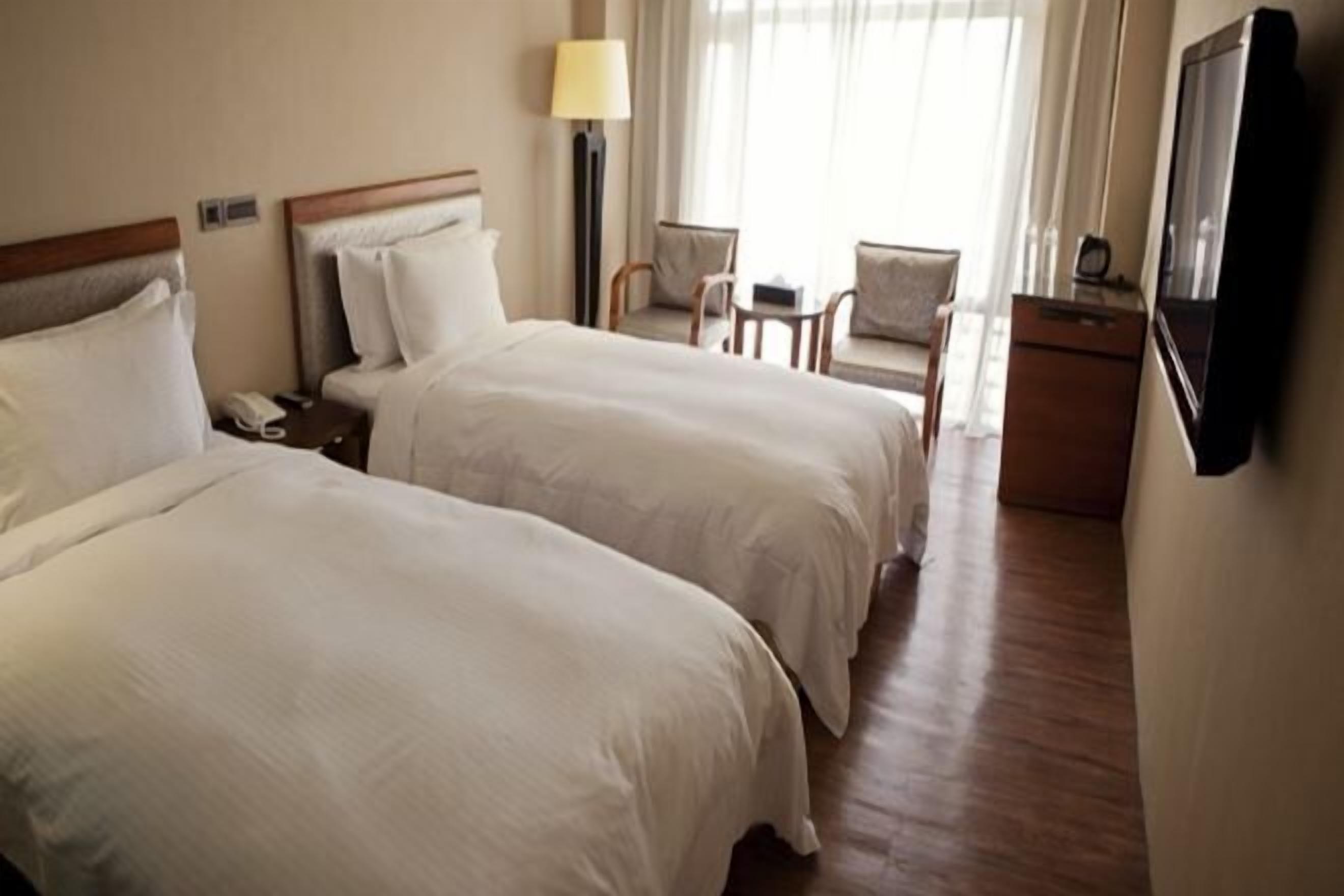 遮光窗帘、熨斗/熨板、免费 WiFi、床单