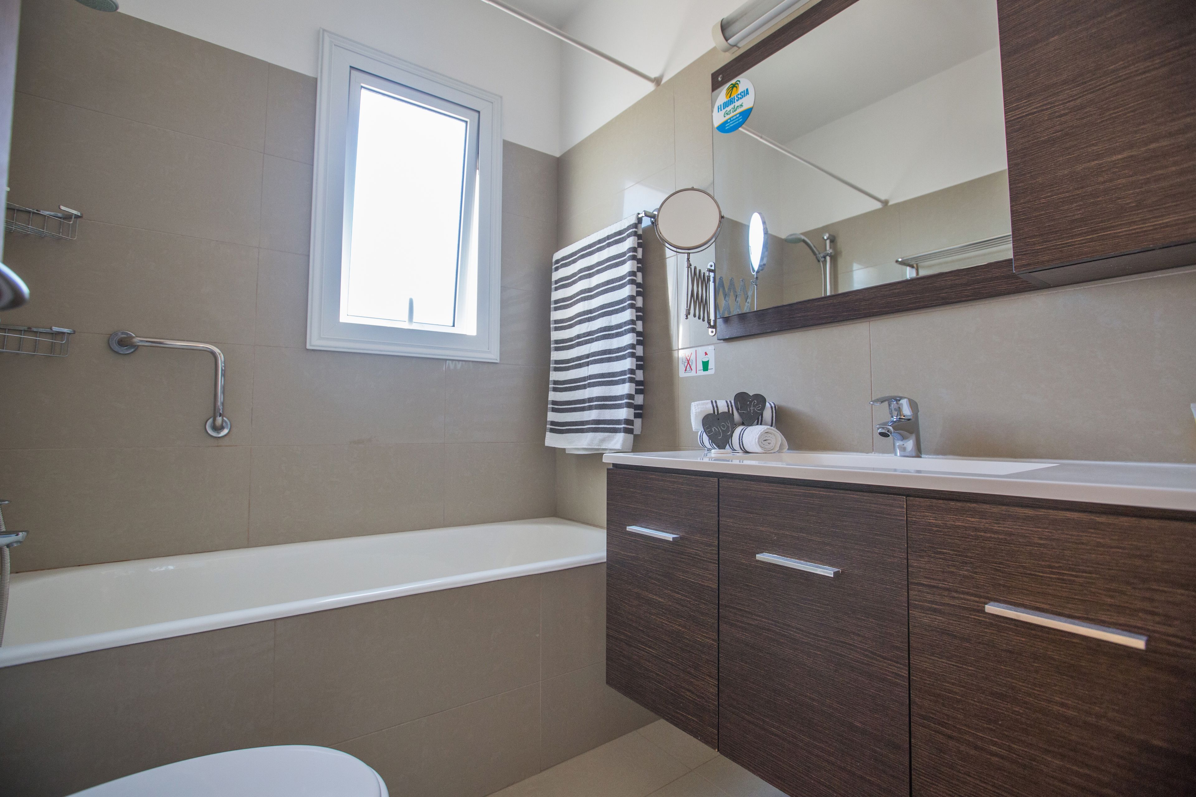 Foto - Flouressia Gardens