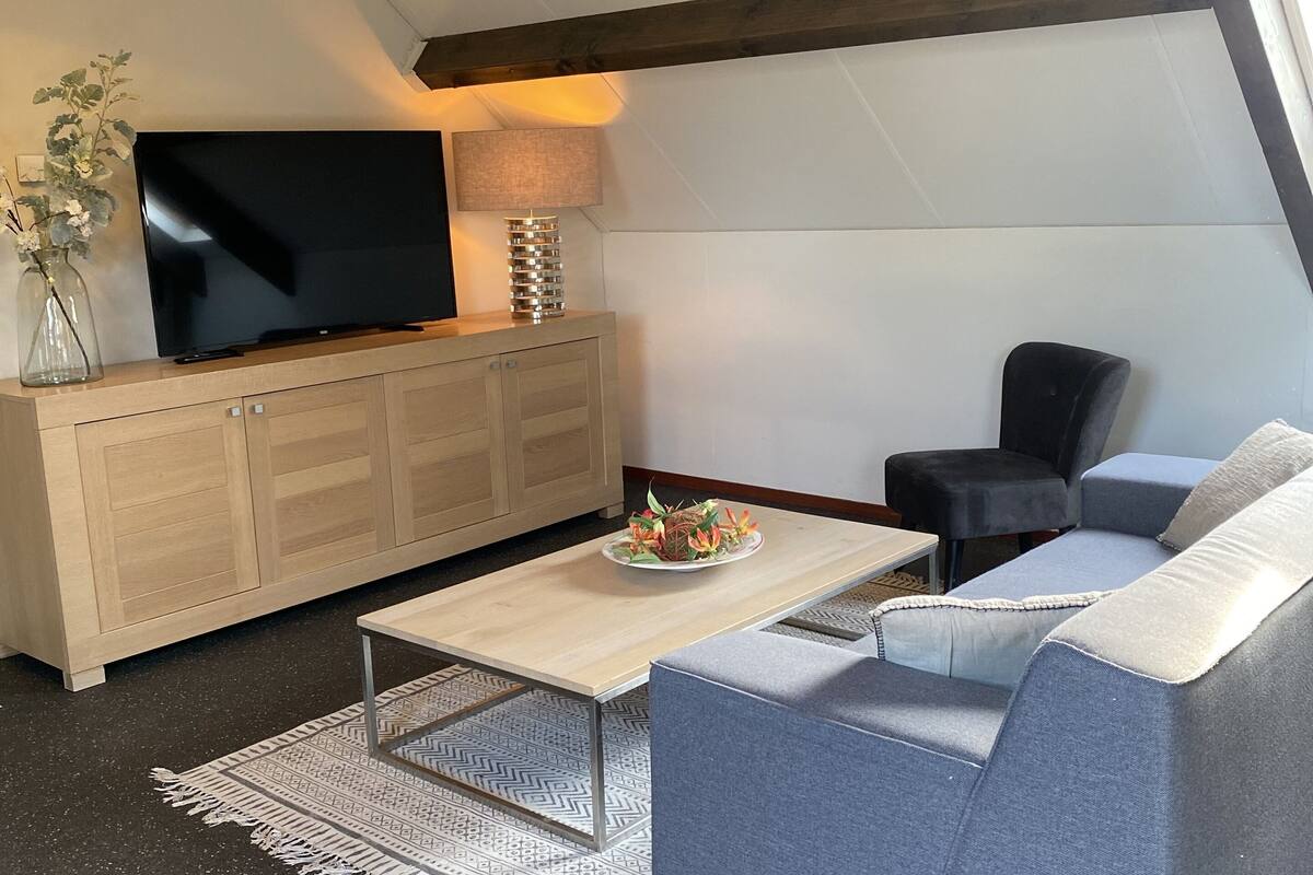 family room, multiple bedrooms, non smoking, 2 bathrooms | down duvets, pillow-top beds, minibar, desk