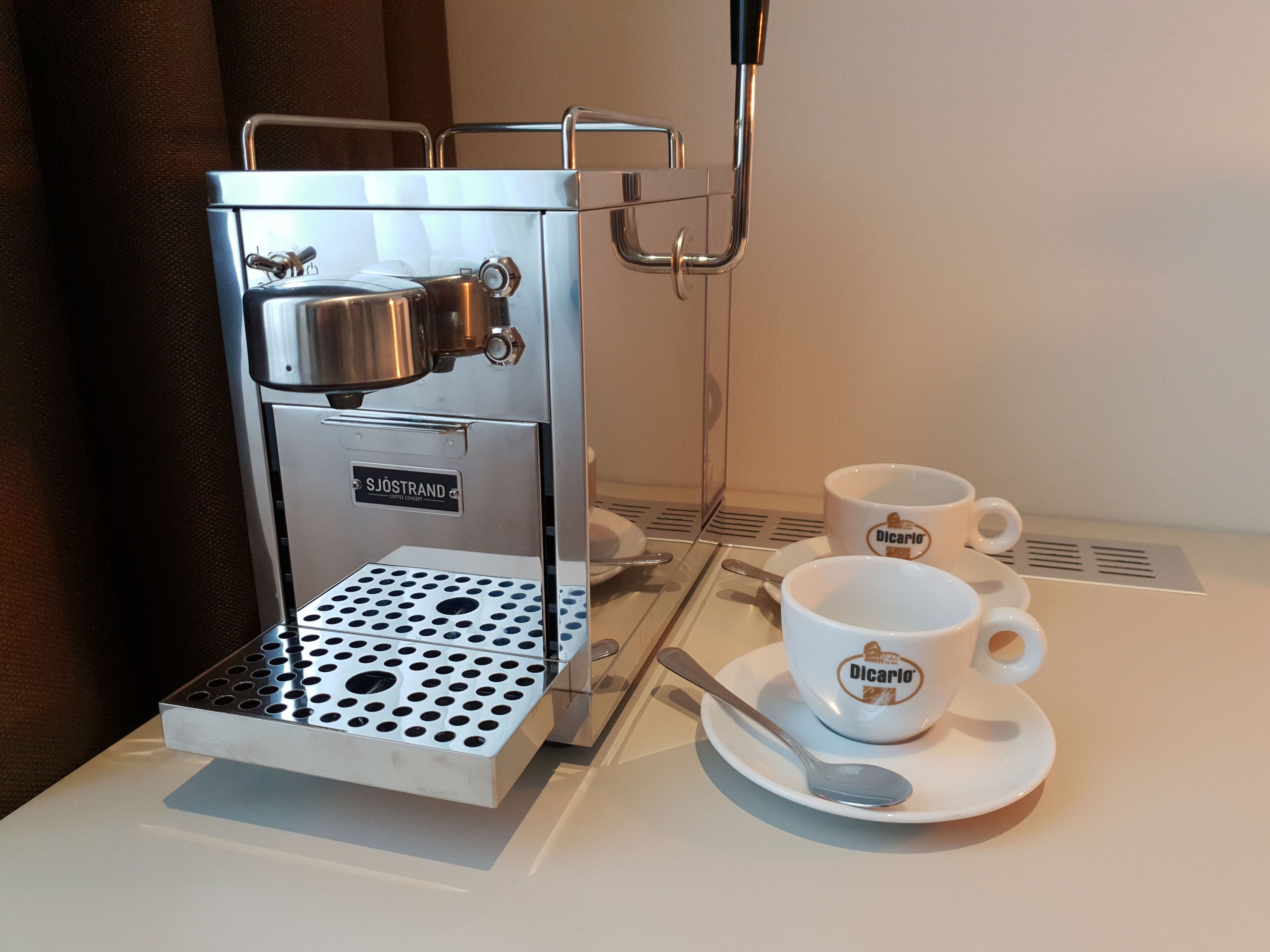 down duvets, pillow-top beds, minibar, desk