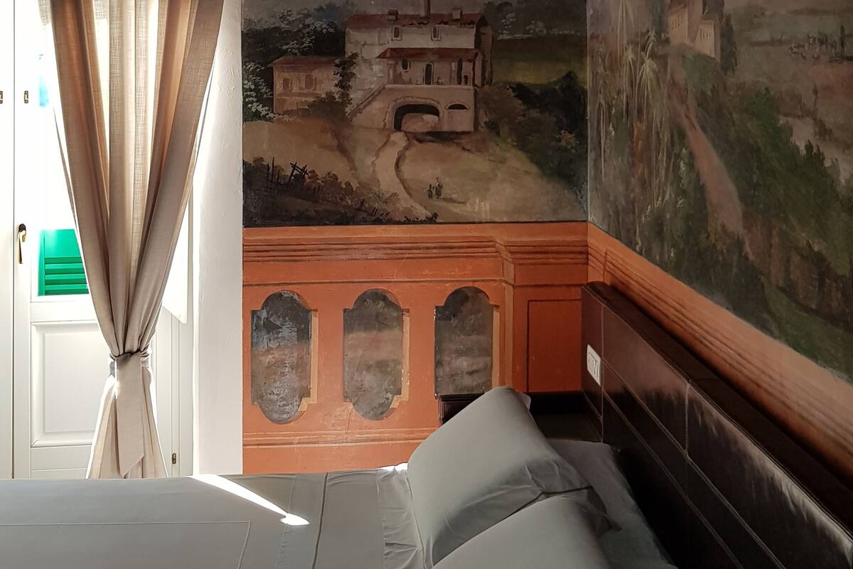 Junior Studio Suite | 1 bedroom, hypo-allergenic bedding, minibar, in-room safe