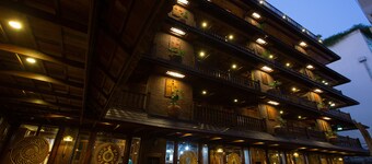 True Siam Rangnam Hotel