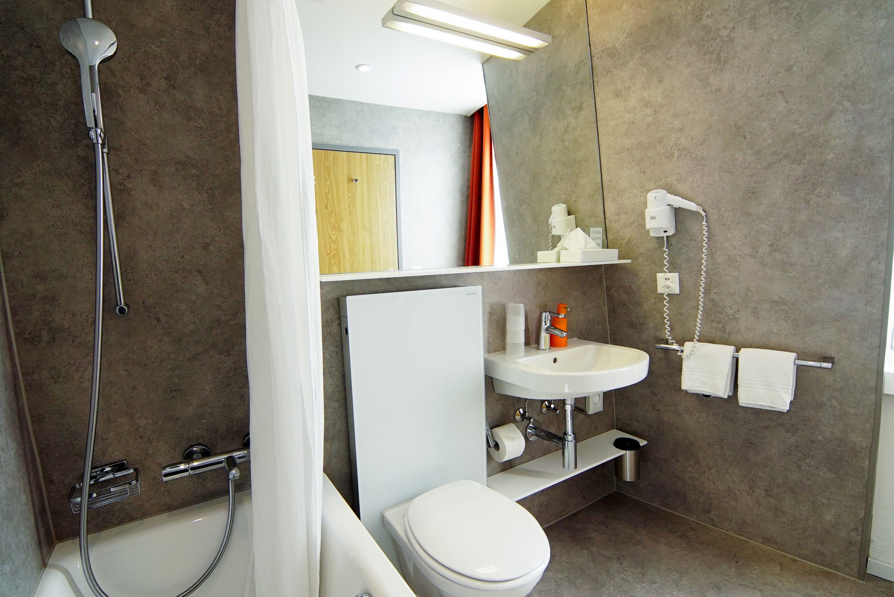 design twin room | bathroom | hair dryer, towels