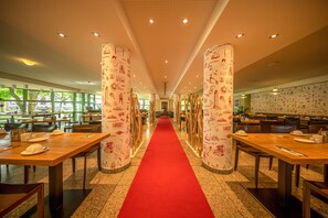 Free daily buffet breakfast  - Michels Thalasso Hotel Nordseehaus (Norderney)