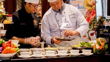 Breakfast, lunch, dinner served; international cuisine