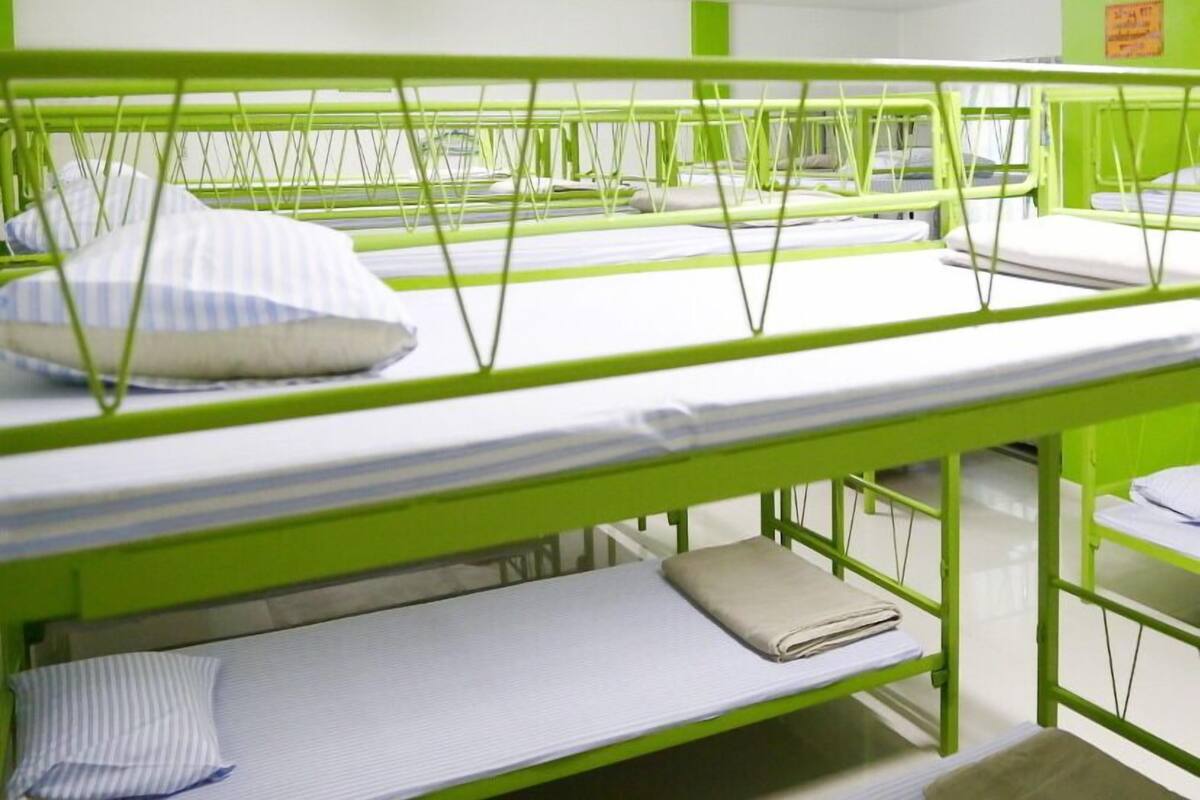 Male Shared Dormitory | Desk, WiFi (free)