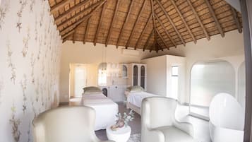 Banheira de hidromassagem, sauna a vapor, tratamentos corporais