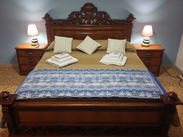 Premium bedding, desk, iron/ironing board, free WiFi - The Prime B&B (Pisa)