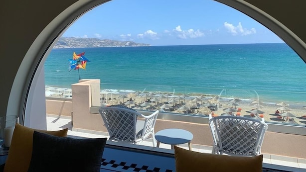 1 غرفة نوم وخزنة داخل الغرفة وتجهيزات عازلة للصوت وواي فاي مجانًا