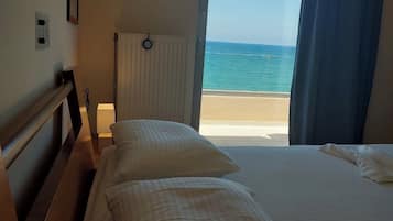 Blue Suite Sea Front