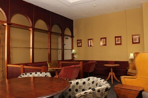 Petit déjeuner complet compris