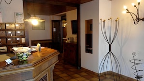 Unclassified image, 5 of 38, button - Hôtel Le Palous (Baraqueville)