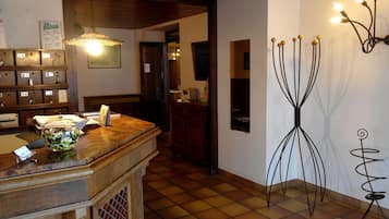 Hall