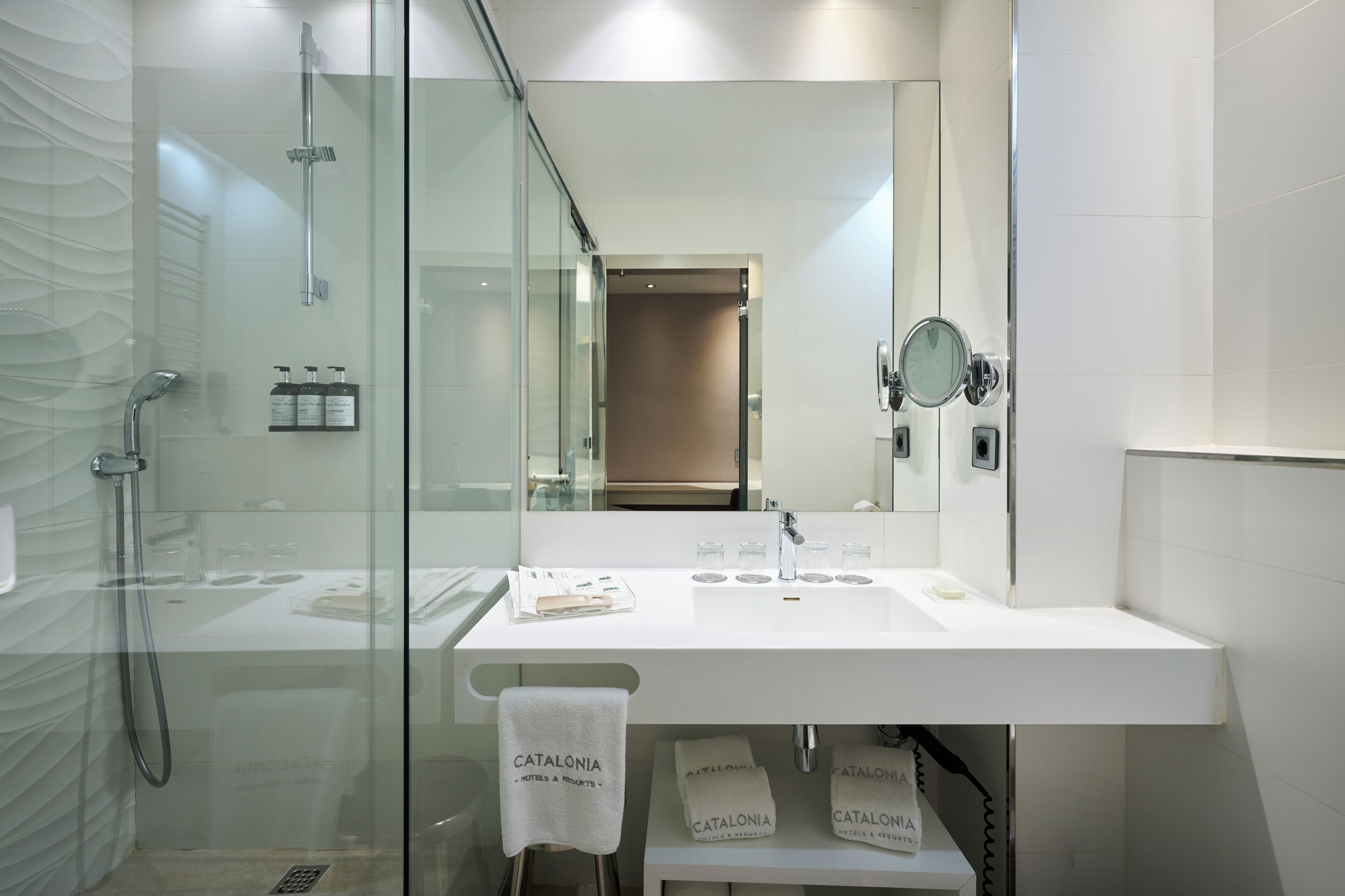 quadruple room | bathroom | eco-friendly toiletries, hair dryer, towels, soap