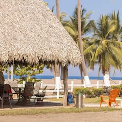 Mặt tiền nơi lưu trú