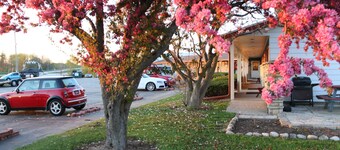  Random Lake Motel (RLM)