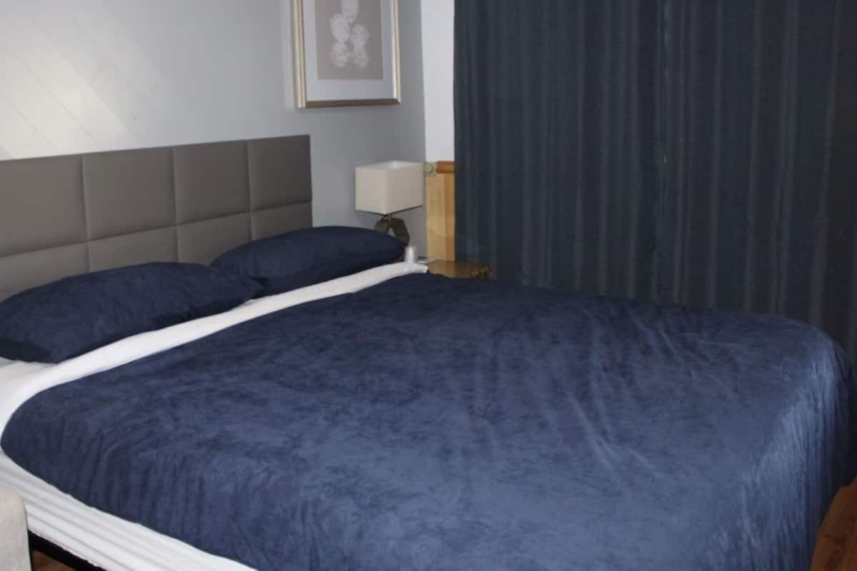 1 bedroom, free WiFi, bed sheets