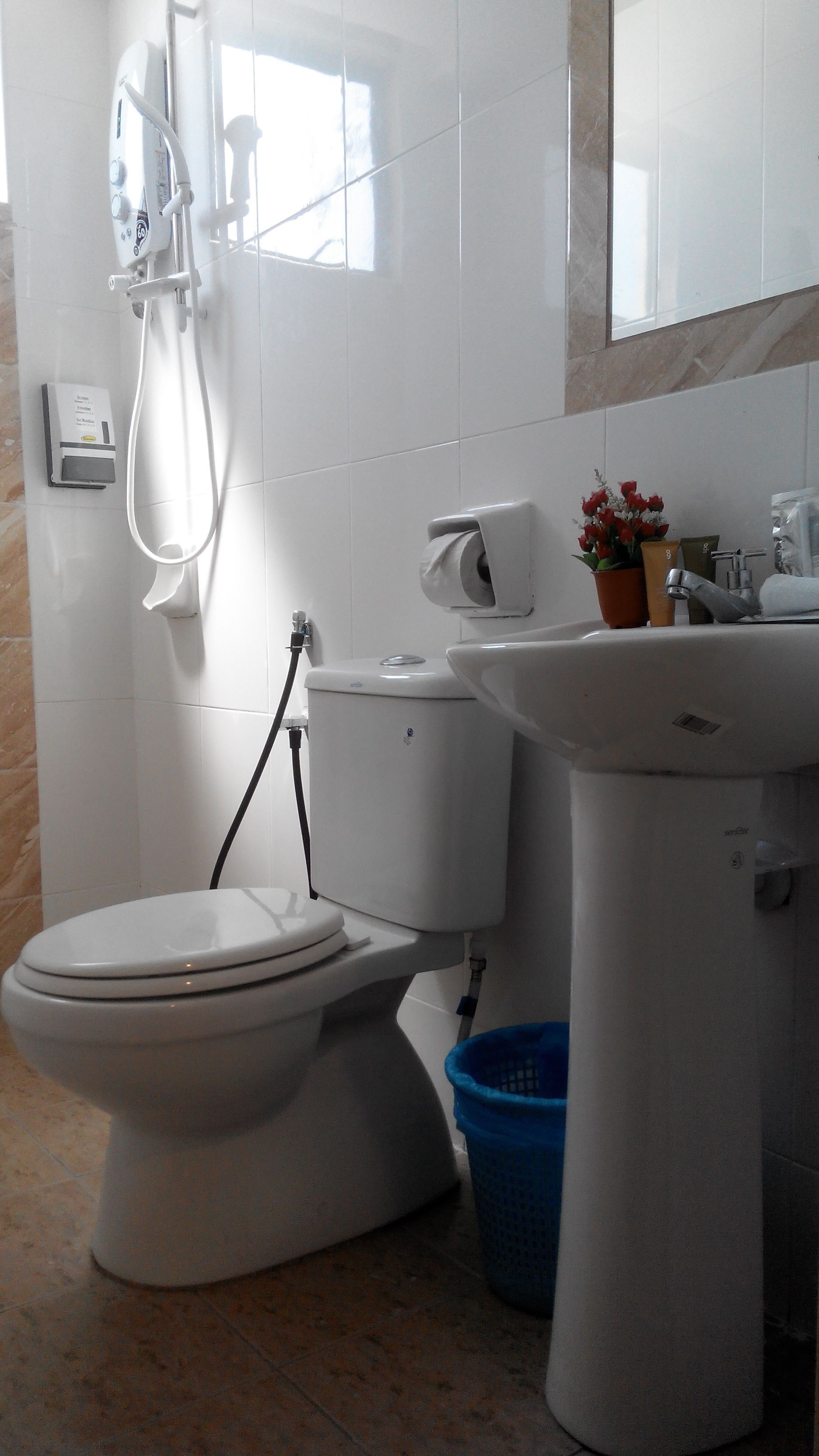 Family 3 Non Window | Bathroom | Shower, slippers, bidet, towels