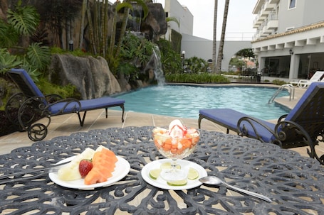 Outdoor pool, sun loungers