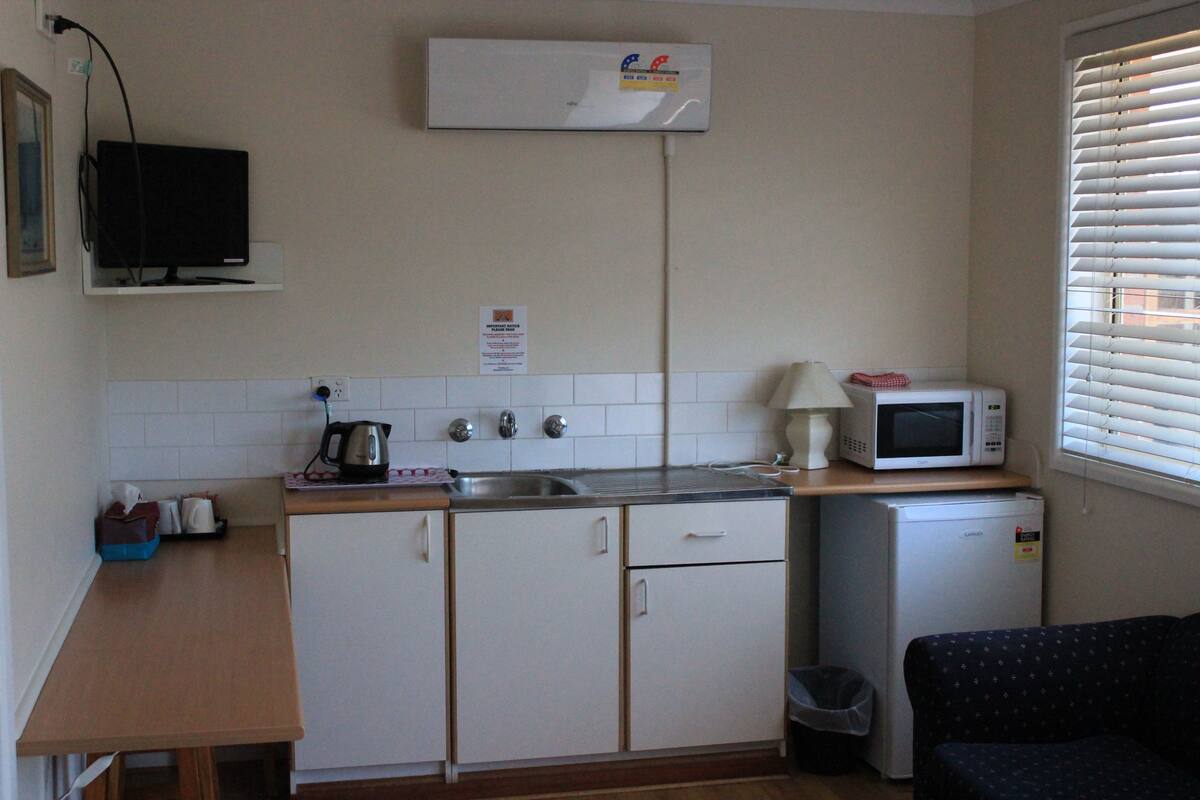 Suite – deluxe, 2 soverom | Minibar, strykejern/-brett, wi-fi (inkludert) og sengetøy