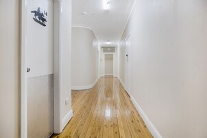 双床房 (Pet Friendly) | 迷你吧、熨斗/熨板、免费 WiFi、床单