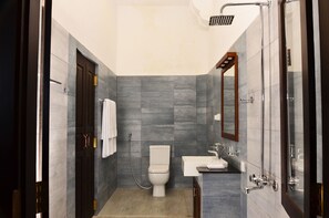 Bathroom - 56 by Deco (Galle)