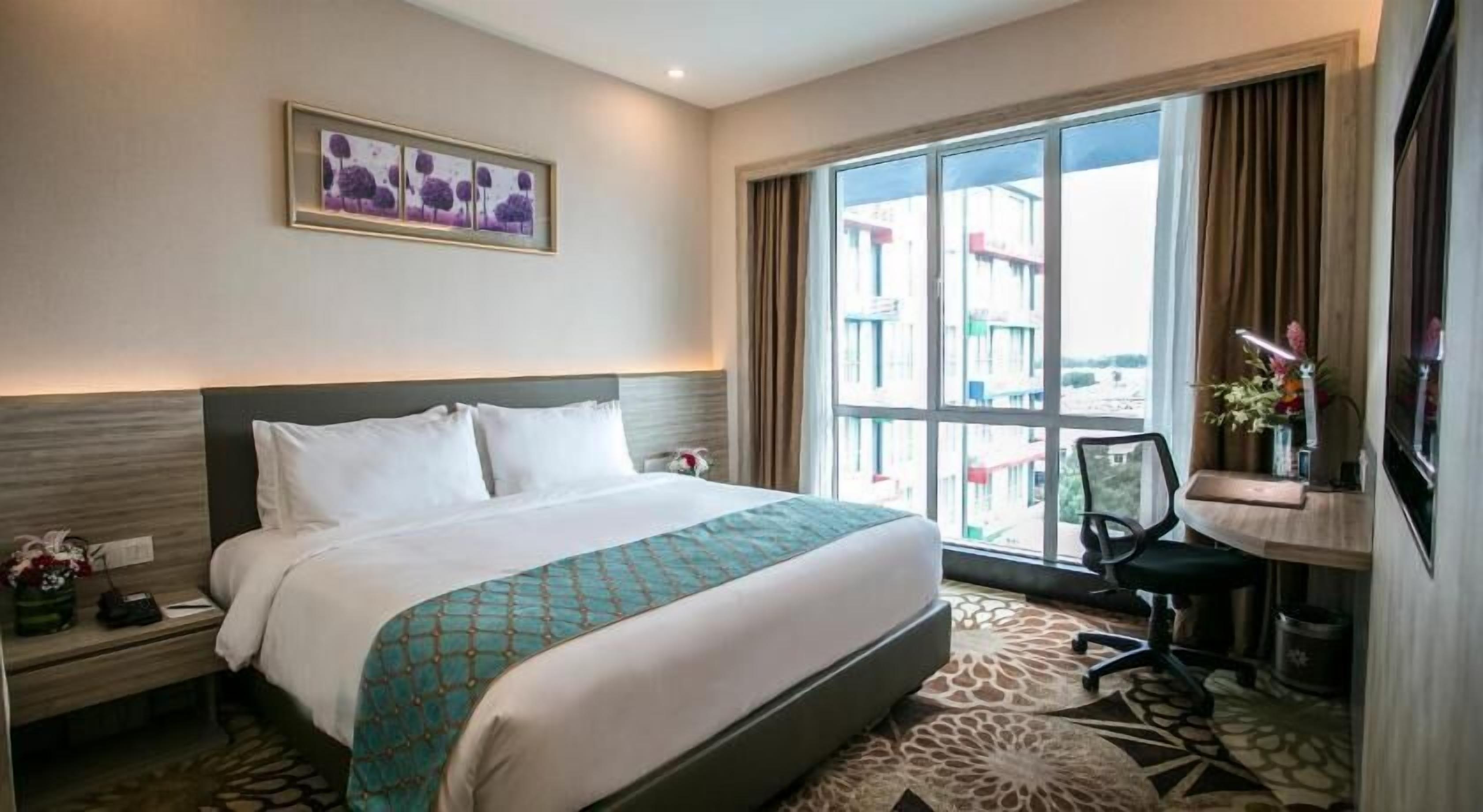 客房內保險箱、書桌、免費搖籃/嬰兒床、免費無線上網