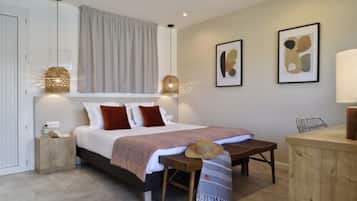 Premium Room, Sea View | Premium bedding, in-room safe, soundproofing, free WiFi