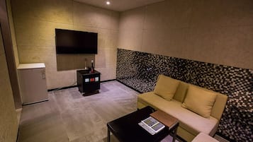 VVIP (Karaoke) | 客房設施服務
