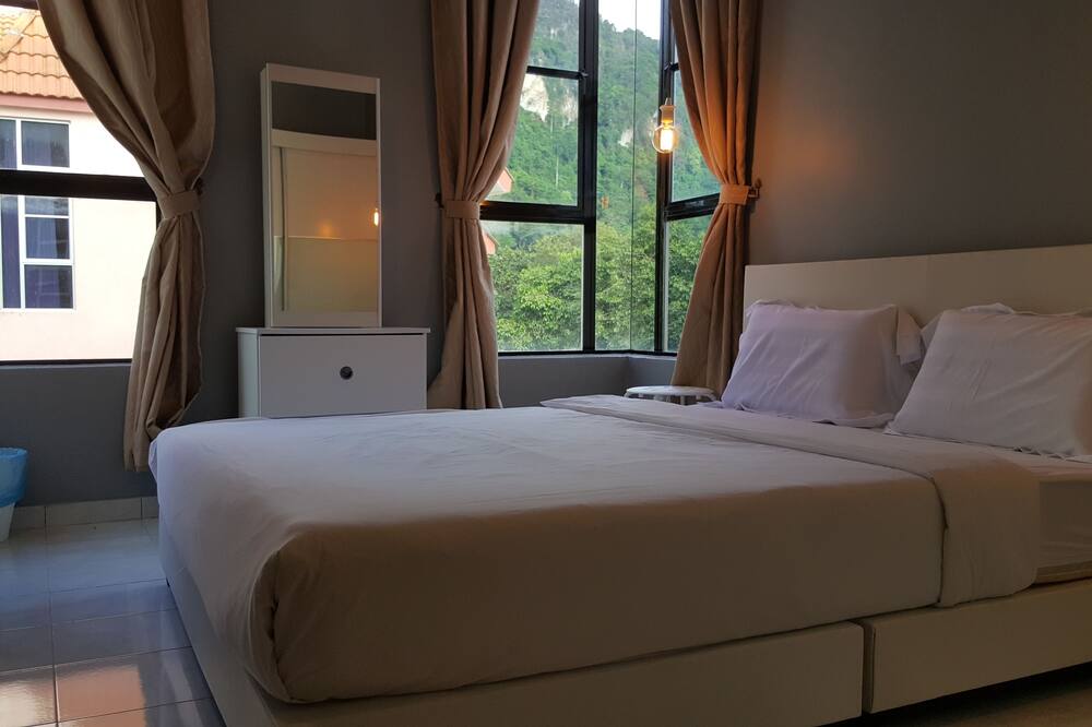 Tulip Hotel