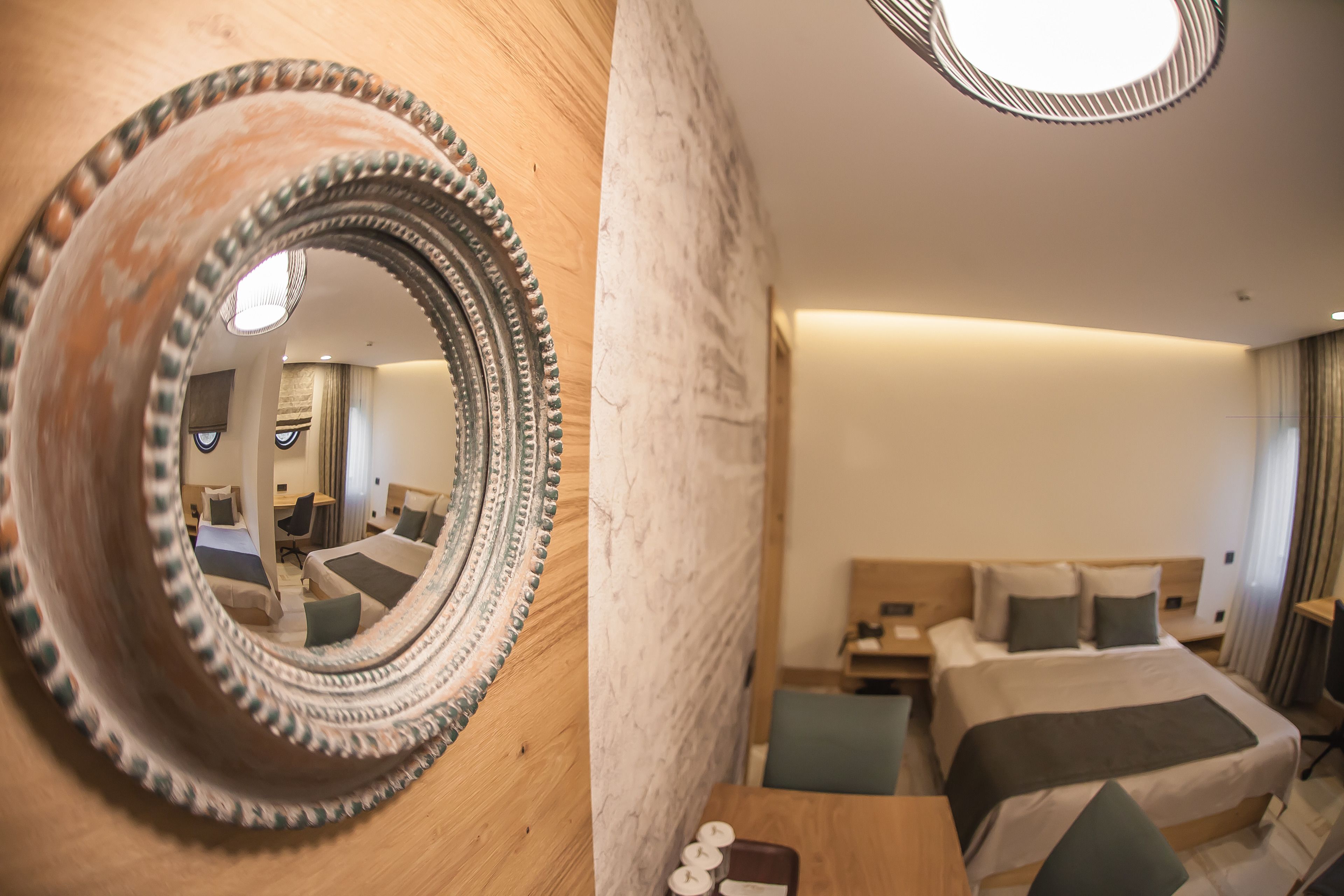 ملاءات من القطن المصري وأغطية فراش متميزة وألحفة محشوة بالريش