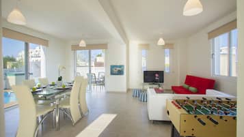 xxxVilla, 3 Bedrooms (Dorothy)xxx | Living area | Flat-screen TV, DVD player