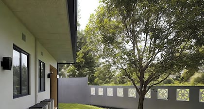 Avita Holiday Home