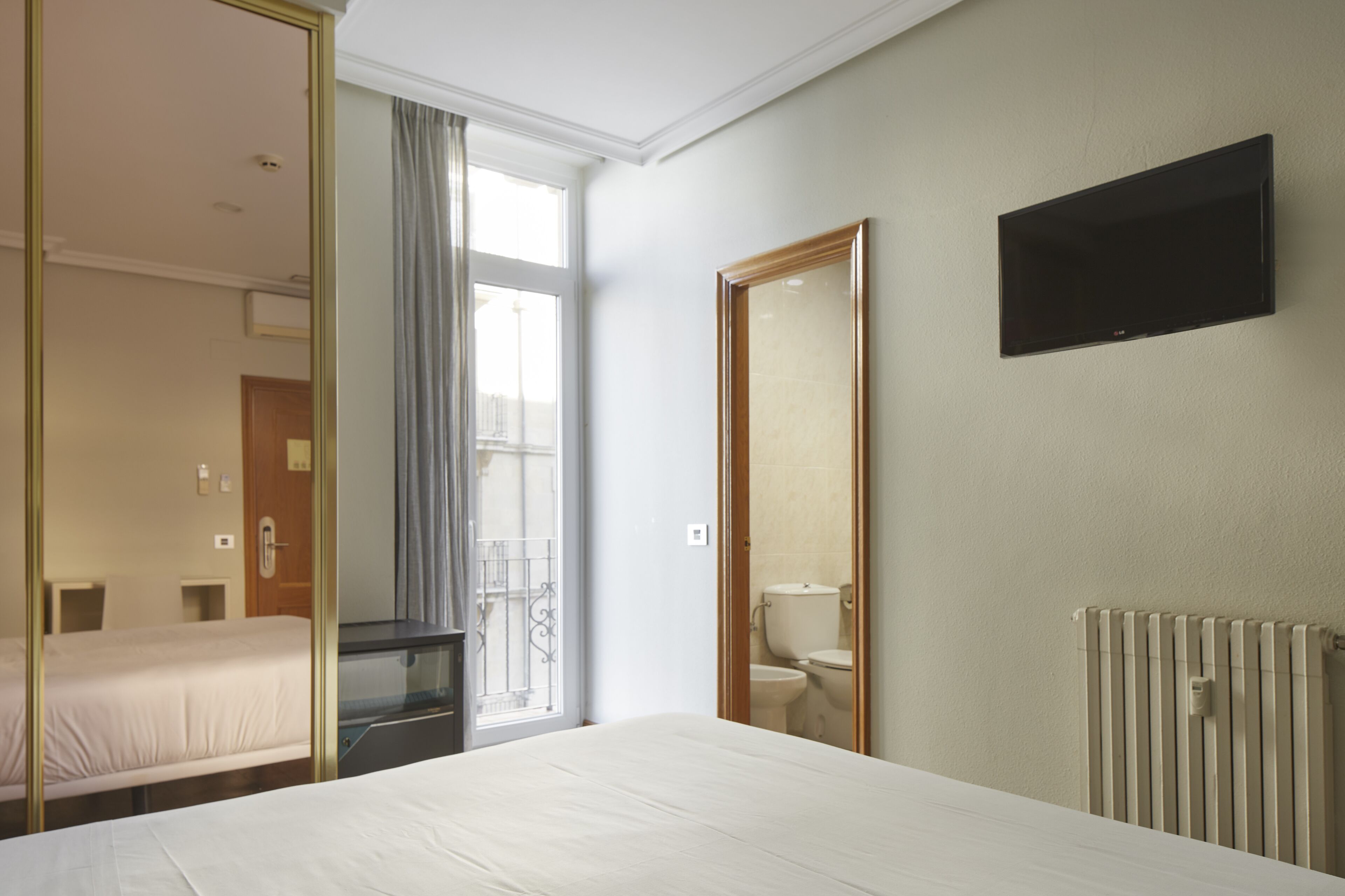 Photo - Pensión Alemana