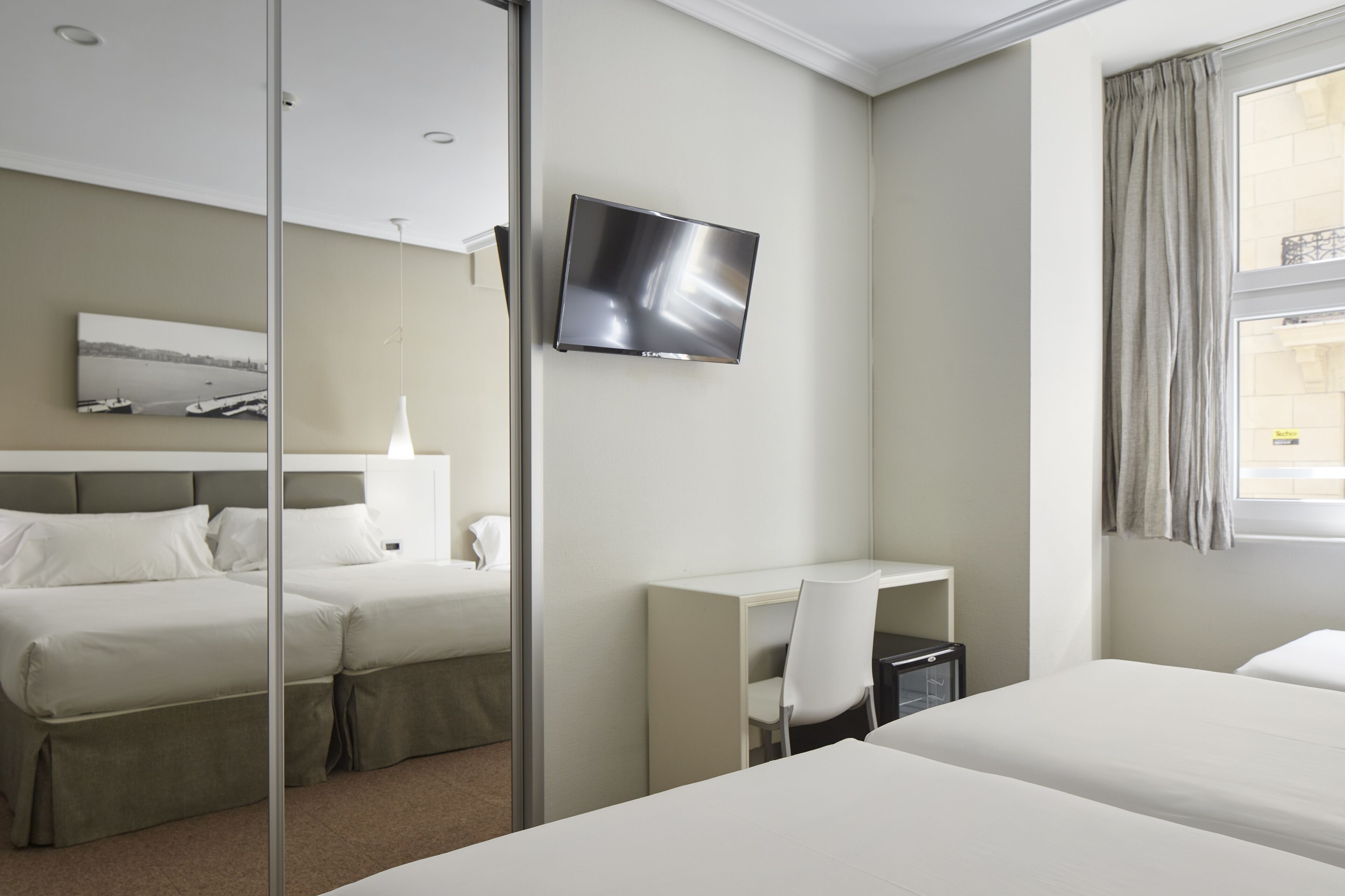 Photo - Pensión Alemana