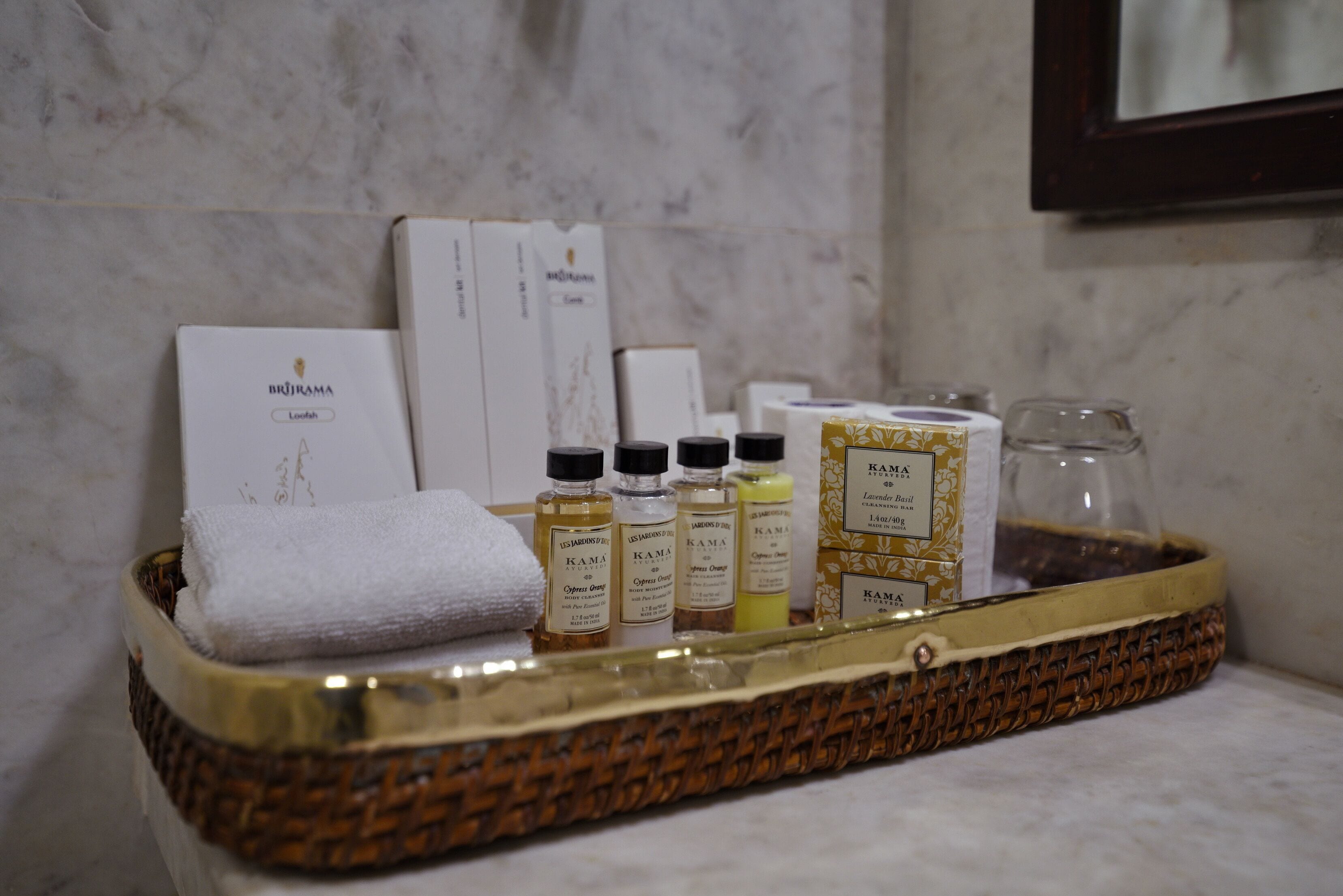 nadidhara room | bathroom amenities | rainfall showerhead, designer toiletries, hair dryer, bathrobes
