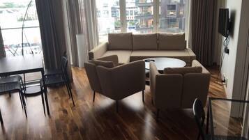 Apartment, 1 bedroom Tjuvholmen, Landgangen 3 (Towels/Sheets/Cleaning Excluded)  | Opholdsområde | Tv