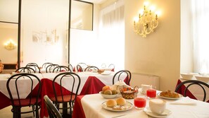 Dining - Residence Hotel Castelvecchio (Verona)