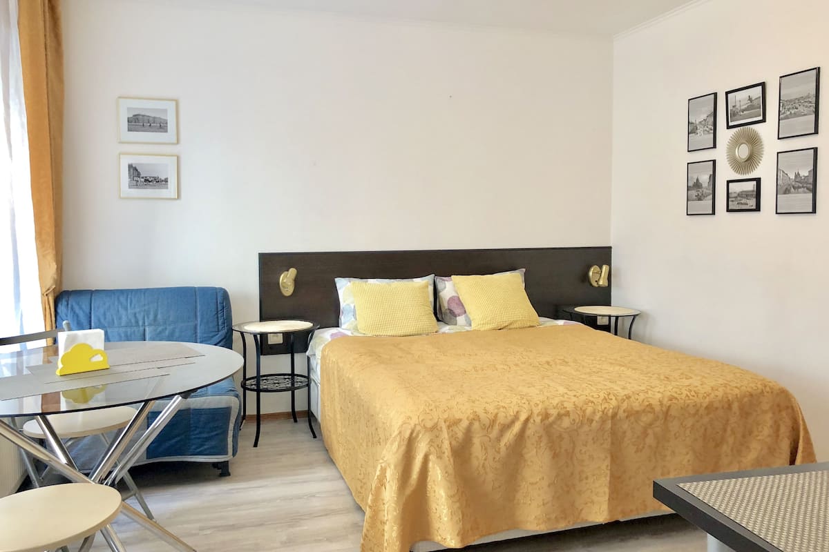 Apartment (Studio)