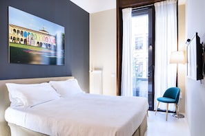 Chambre Double ou avec lits jumeaux, balcon | Minibar, coffres-forts dans les chambres, Wi-Fi gratuit, draps fournis