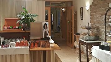 Daily buffet breakfast (EUR 17 per person)