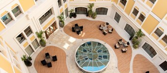 Muscat Hotel & Apartment