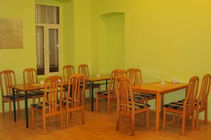 Desayuno continental incluido todos los días