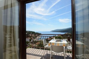 Club Apartment, 3 Bedrooms, Balcony, Sea View | Balcony