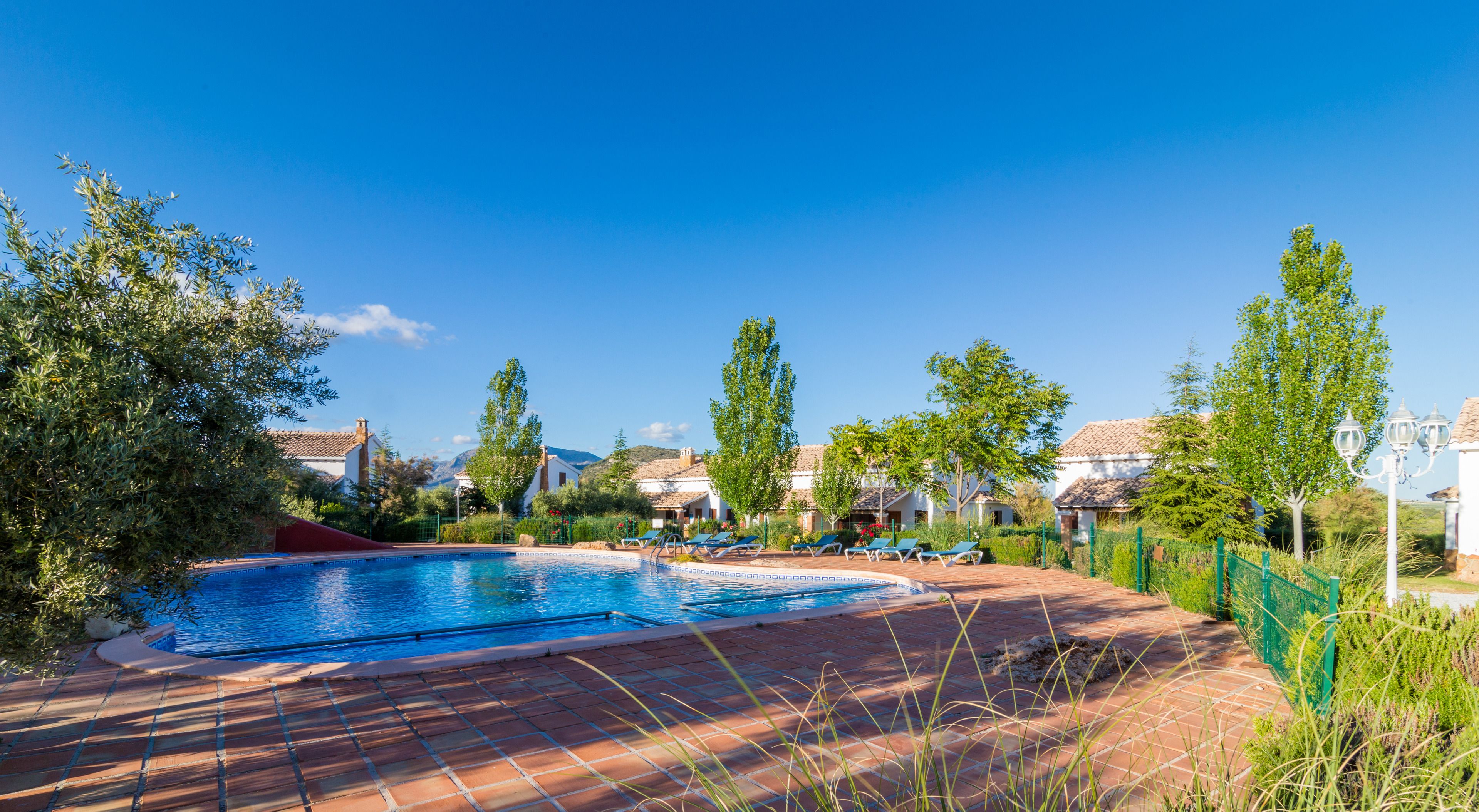 Piscine extérieure (ouverte en saison)