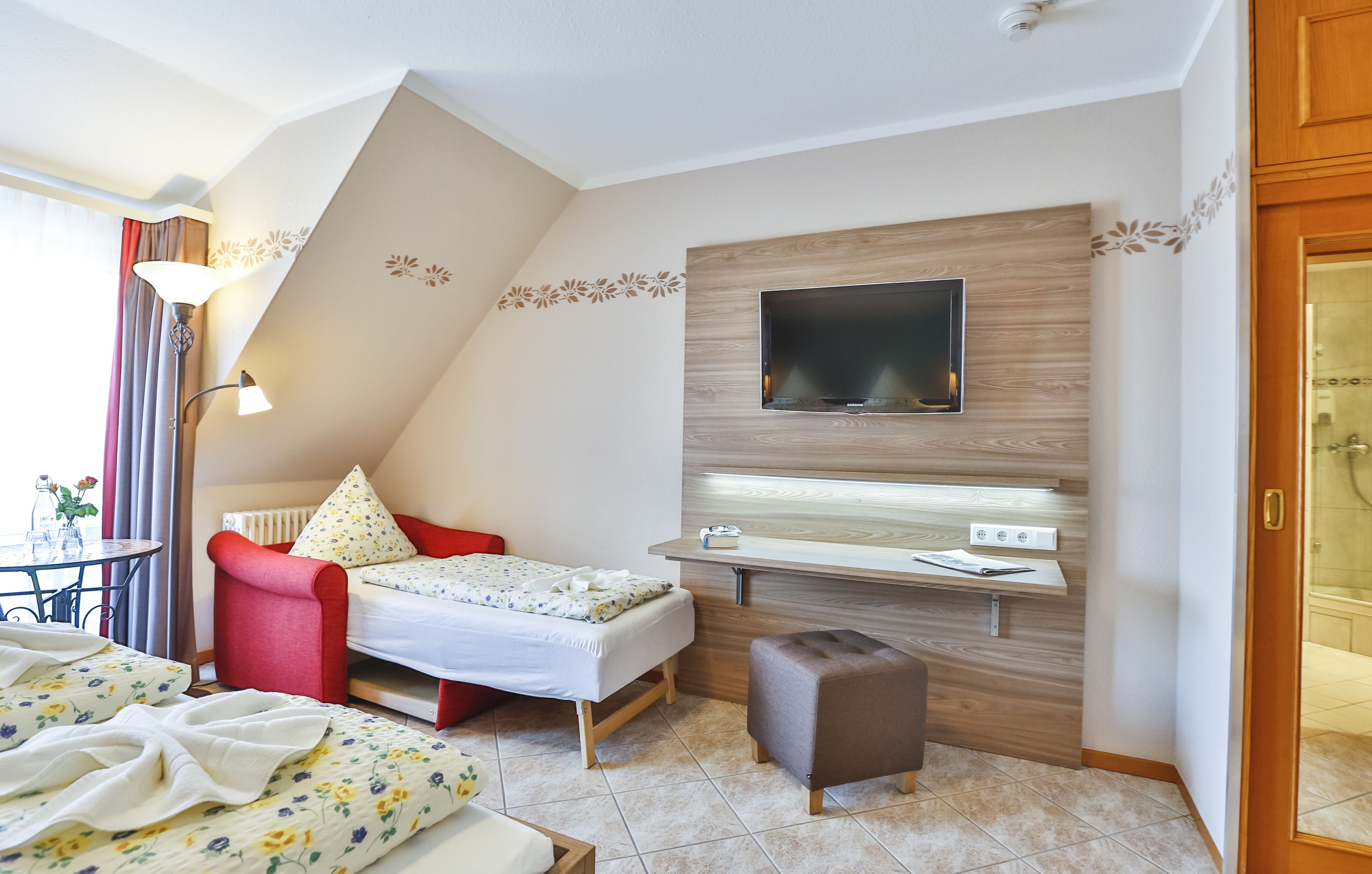 triple room | premium bedding, in-room safe, desk, blackout curtains