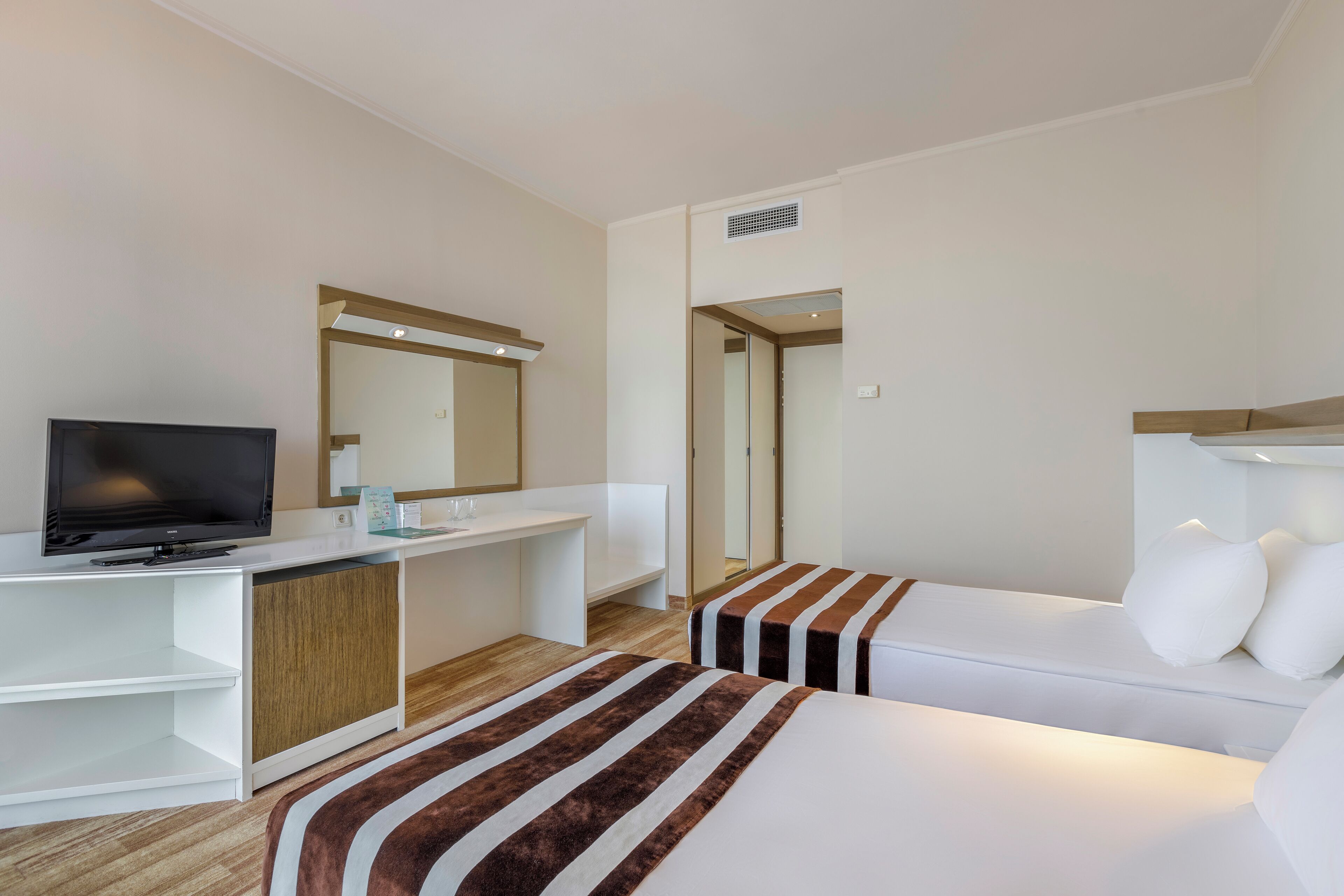 Foto - Green Max Hotel