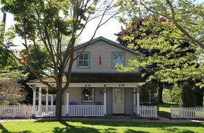 Exterior - The Swayze Cottage (Niagara-on-the-Lake)