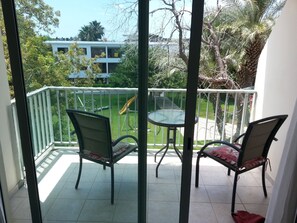 Apartment, 1 Bedroom, Balcony, Garden View | Balcony